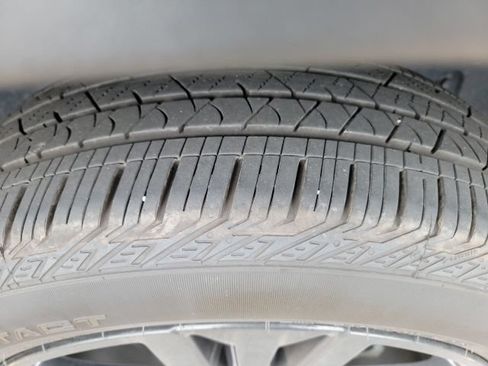 Used 2021 Honda Pilot Special Edition image 3