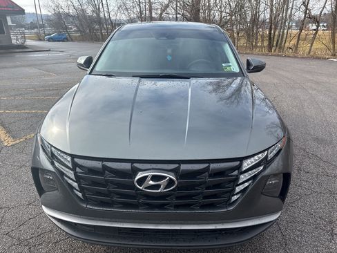 Used 2022 Hyundai Tucson SE image 3