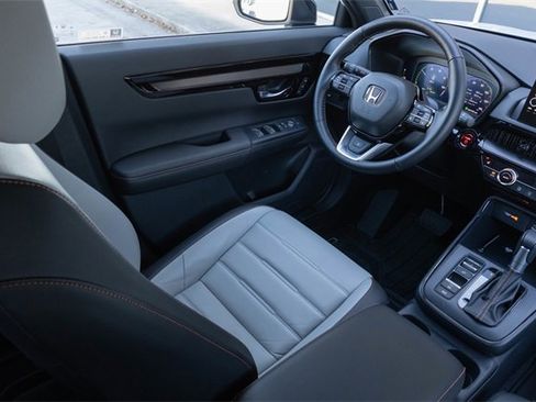 Used 2026 Honda CR-V Sport Touring image 23
