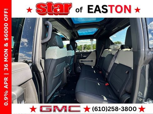 New 2026 GMC Hummer EV 4x4 Crew Cab w/ LPO, Sport Package image 18