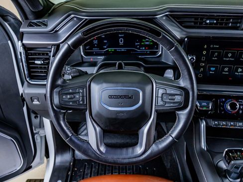 Used 2024 GMC Sierra 1500 Denali Ultimate image 17