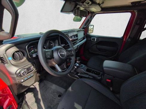 Certified 2024 Jeep Wrangler Unlimited Rubicon 4xe AWD/4WD image 9