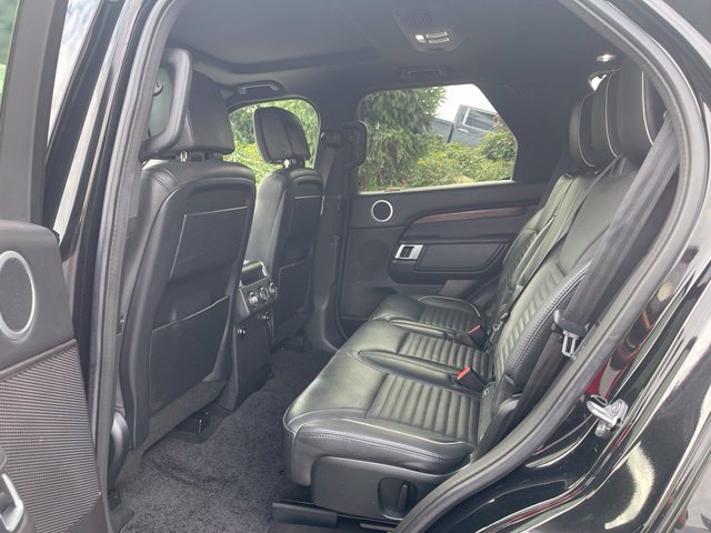 Used 2018 Land Rover Discovery HSE Luxury AWD/4WD image 15
