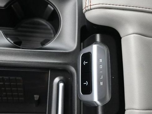 Used 2025 Ford Expedition Max Active AWD/4WD image 26