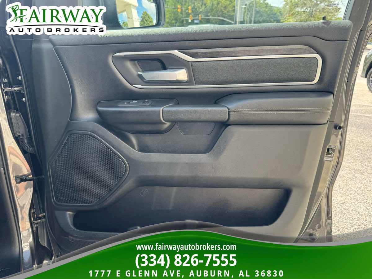 Used 2022 RAM 1500 Big Horn AWD/4WD image 30