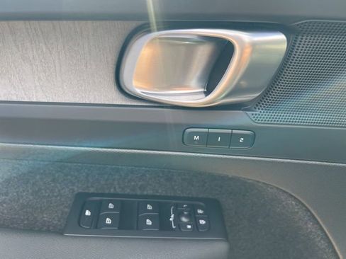 New 2026 Volvo XC40 B5 Plus w/ Protection Package Premier AWD/4WD image 24