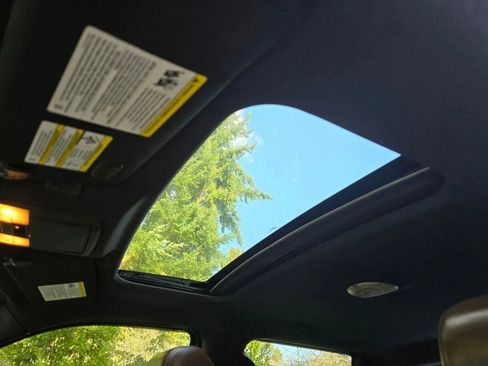 Used 2012 Ford F150 Platinum w/ Max Trailer Tow Pkg image 22