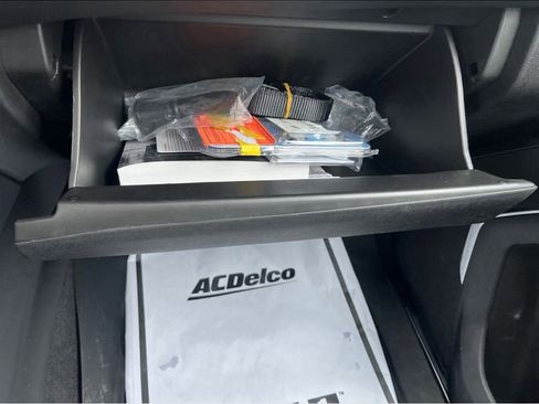 Used 2022 Chevrolet Suburban RST image 33