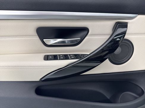 Used 2018 BMW 430i xDrive Convertible image 7