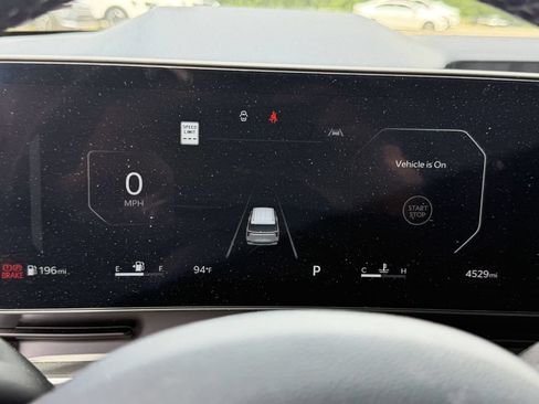 Used 2026 Kia Carnival SX Prestige FWD image 35
