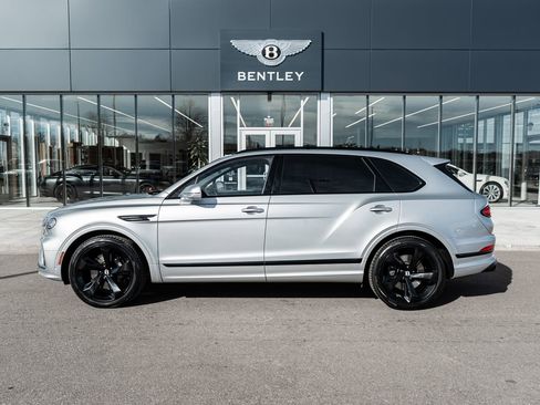 Certified 2023 Bentley Bentayga Extended Wheelbase image 5