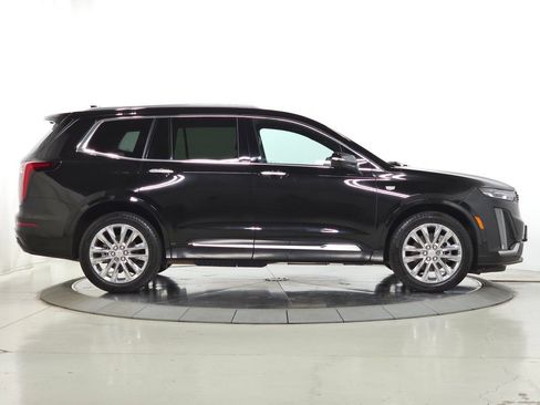 Certified 2023 Cadillac XT6 Premium Luxury w/ Technology Package AWD/4WD image 12