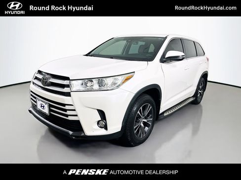 Used 2018 Toyota Highlander Plus image 1