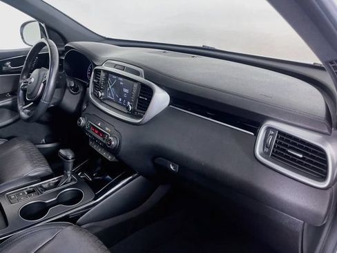 Used 2019 Kia Sorento SX FWD image 33