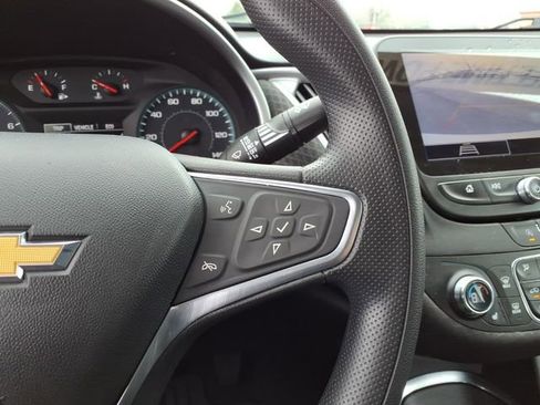 Used 2022 Chevrolet Malibu LT image 24