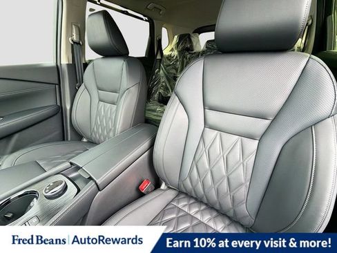 New 2026 Nissan Rogue Platinum w/ Platinum Premium Package AWD/4WD image 18