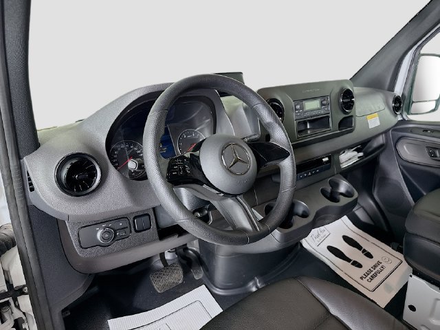 Used 2026 Mercedes-Benz Sprinter 4500 image 9