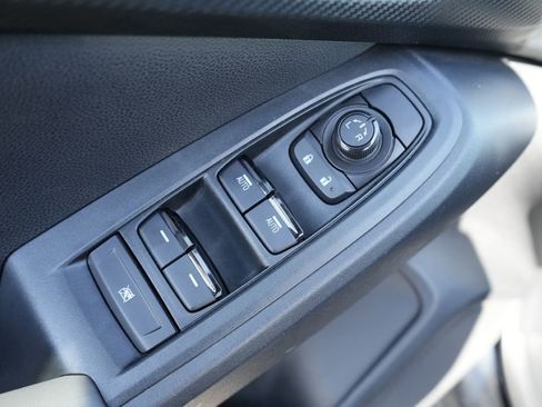 Used 2024 Subaru Crosstrek 2.0i Premium image 21