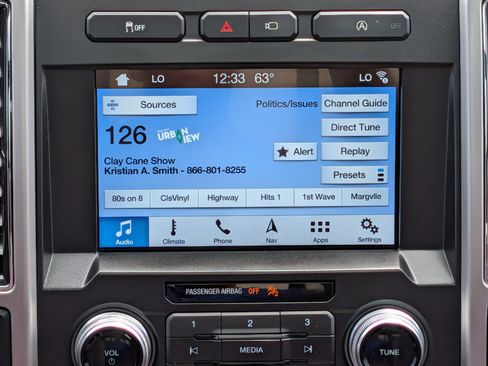 Used 2018 Ford F150 Platinum w/ Equipment Group 701A Luxury AWD/4WD image 33