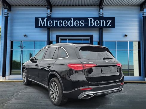 New 2026 Mercedes-Benz GLC 300 4MATIC image 4