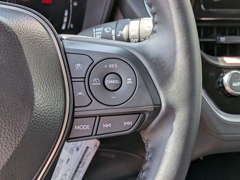 Certified 2026 Toyota Corolla Cross LE FWD image 23