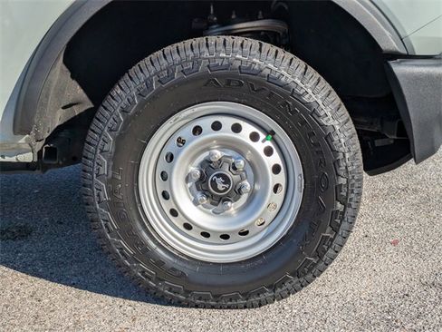 Used 2022 Ford Bronco 4-Door image 35