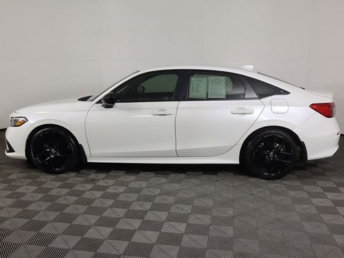 Used 2023 Honda Civic Sport image 14