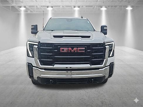 New 2026 GMC Sierra 2500 Pro w/ Convenience Package image 3