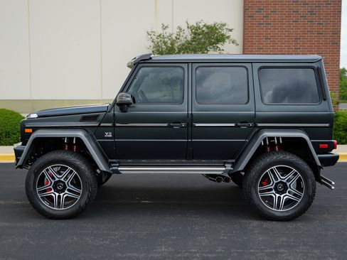 Used 2017 Mercedes-Benz G 550 Squared image 8