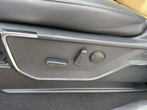 Used 2024 Ford F250 Lariat w/ Lariat Ultimate Package image 16