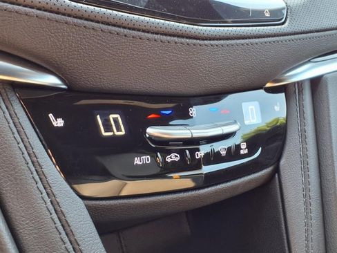 New 2025 Cadillac XT5 Premium Luxury w/ LPO, Floor Liner Package image 22