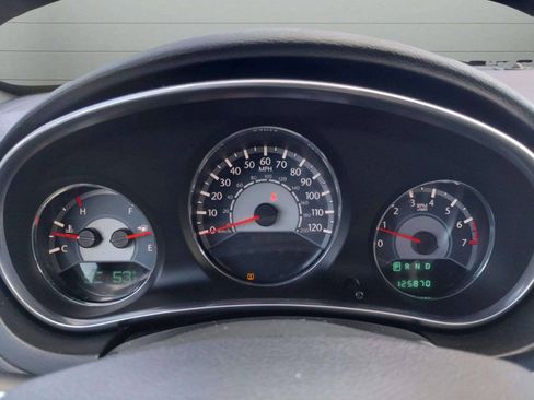 Used 2014 Chrysler 200 Touring FWD image 25