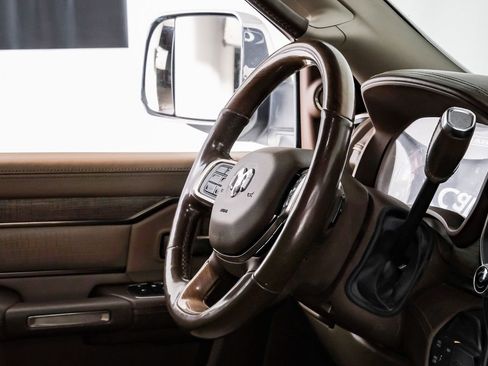 Used 2020 RAM 3500 Limited image 12