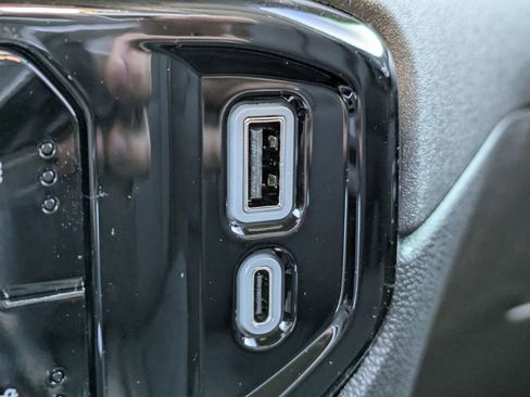 New 2026 GMC Sierra 1500 Elevation w/ Elevation Premium Package image 24