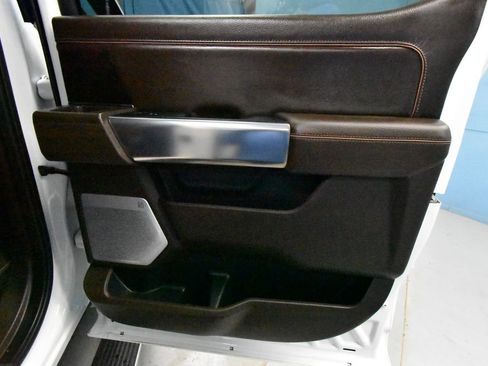 Used 2025 Ford F250 King Ranch w/ Chrome Package image 31