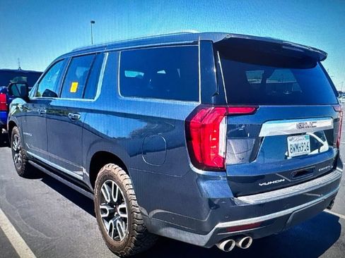 Used 2021 GMC Yukon XL Denali w/ Denali Ultimate Package AWD/4WD image 2