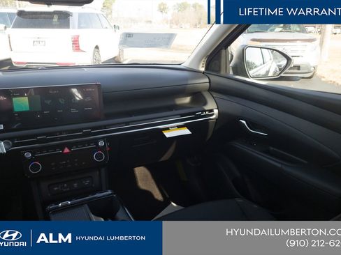 New 2026 Hyundai Tucson Blue SE image 18