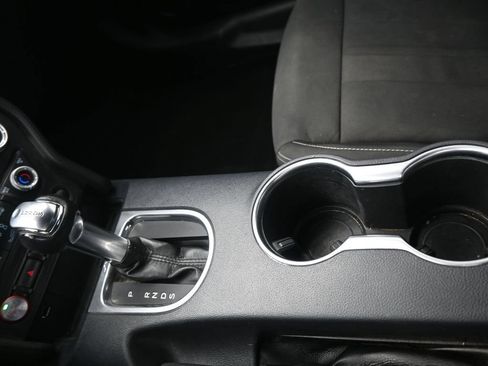 Used 2022 Ford Mustang GT w/ Black Accent Package RWD image 12