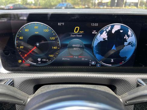 Used 2023 Mercedes-Benz CLA 250 4MATIC image 6