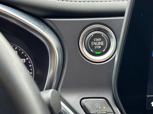 Used 2023 Chevrolet Blazer LT image 22