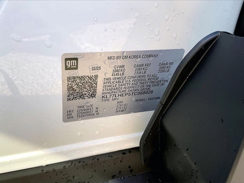 New 2026 Chevrolet Trax LT w/ Driver Confidence Package image 8