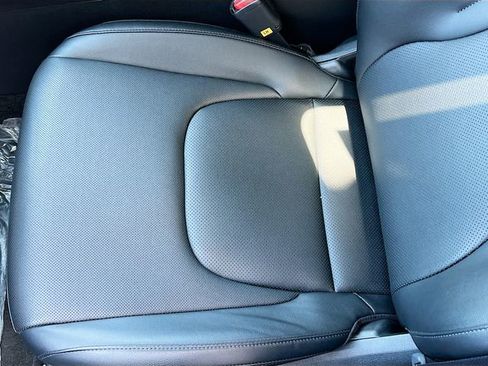 New 2024 Kia Sportage EX image 19