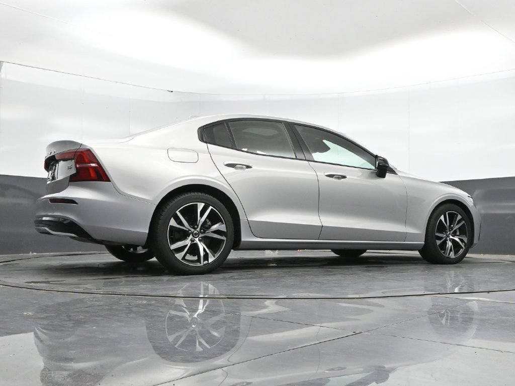 Used 2024 Volvo S60 B5 Core FWD image 40