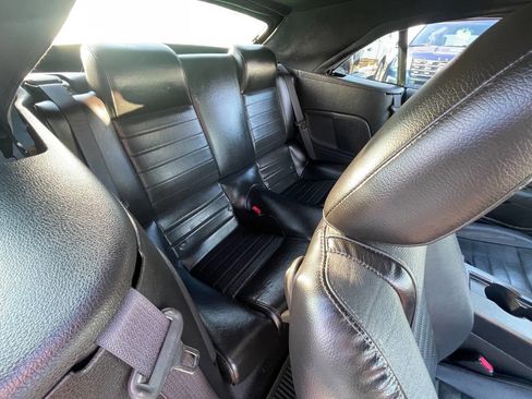 Used 2006 Ford Mustang GT image 36