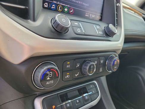 Used 2023 GMC Acadia SLE w/ Elevation Edition image 20