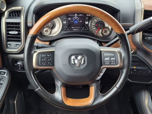 Used 2022 RAM 3500 Limited AWD/4WD image 12