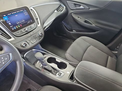Used 2024 Chevrolet Malibu LT image 23