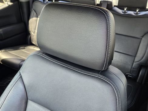 Used 2020 Chevrolet Silverado 1500 Custom w/ Custom Value Package image 21