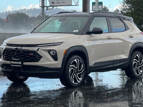 New 2026 Chevrolet TrailBlazer RS w/ Driver Confidence Package image 8