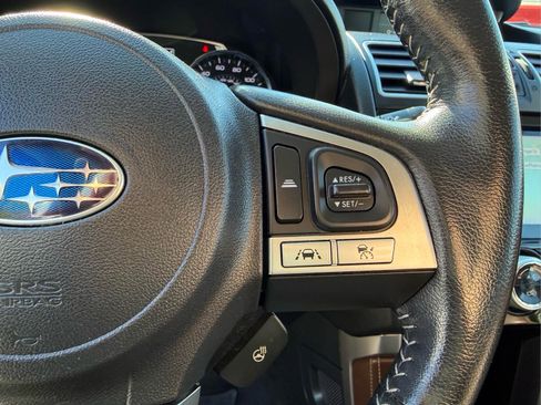 Used 2017 Subaru Forester 2.5i Touring AWD/4WD image 29